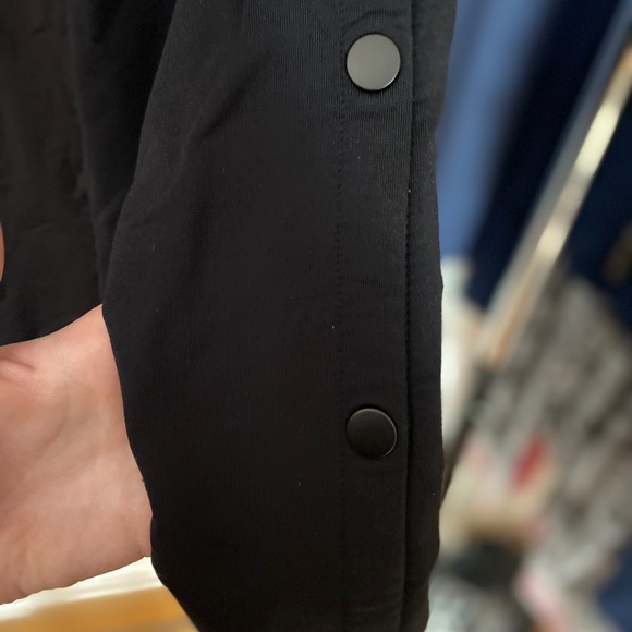 Athleta crew neck - Picture 2 of 6